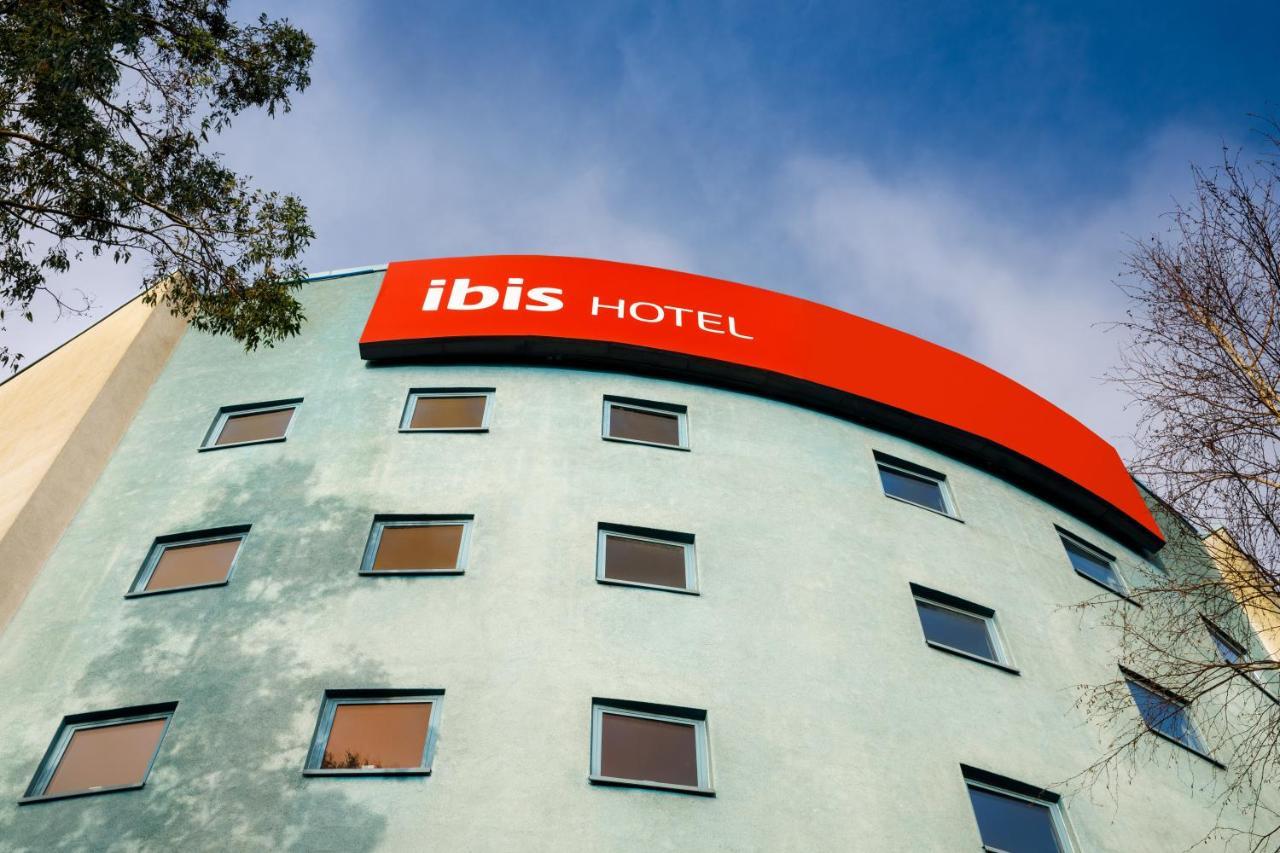 Ibis London Heathrow Terminal 5 Hotel Hillingdon Exterior foto